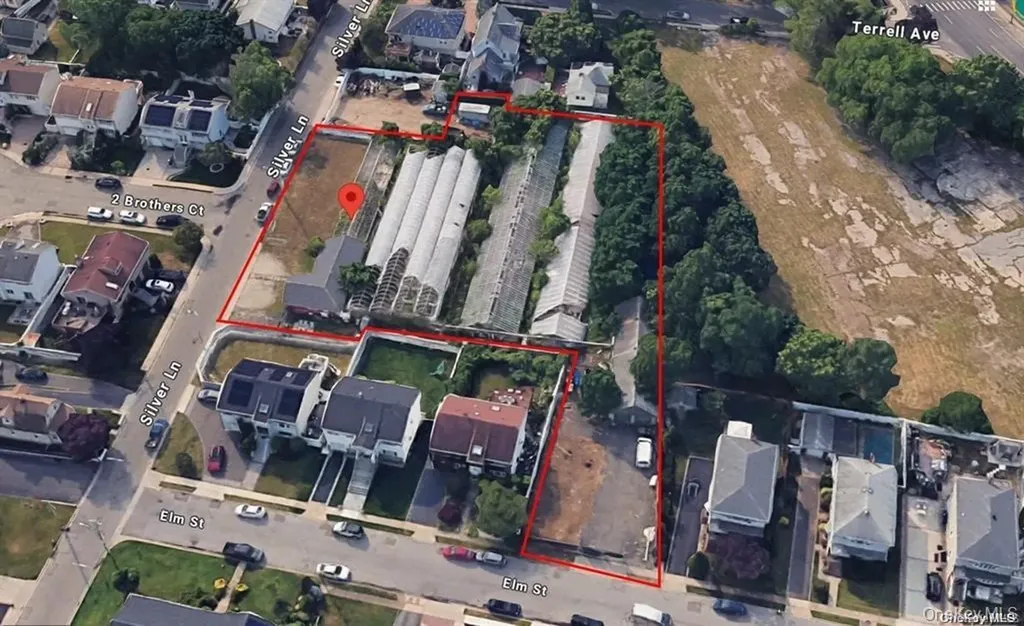 385 Silver Lane Oceanside NY 11572