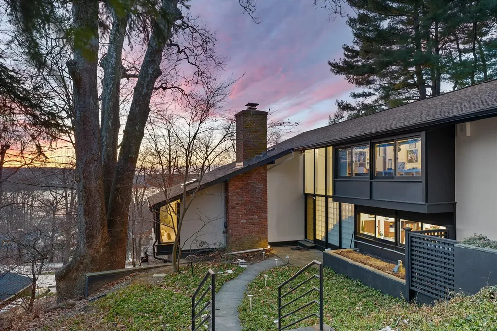 55 Hillside Road Dobbs Ferry NY 10522