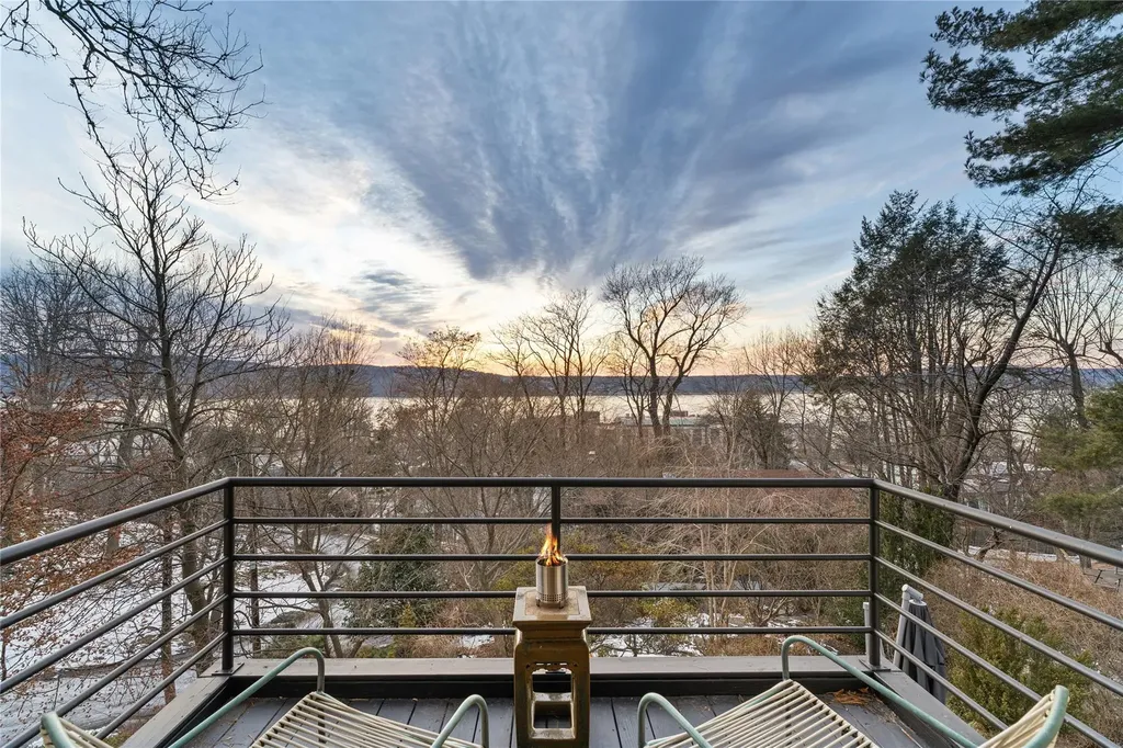 55 Hillside Road Dobbs Ferry NY 10522