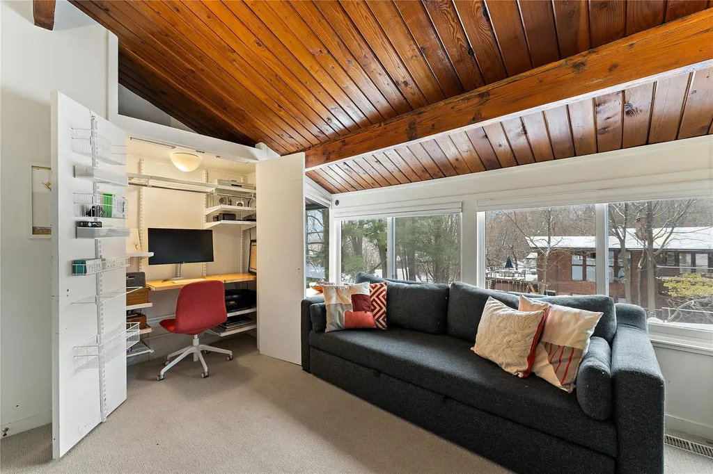 55 Hillside Road Dobbs Ferry NY 10522