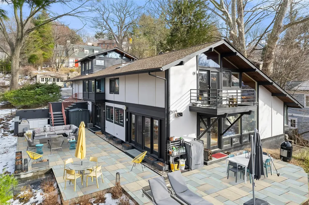 55 Hillside Road Dobbs Ferry NY 10522