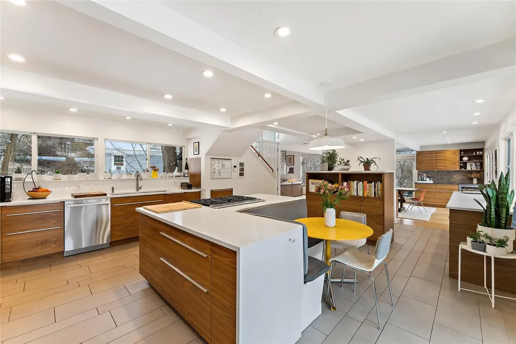 55 Hillside Road Dobbs Ferry NY 10522
