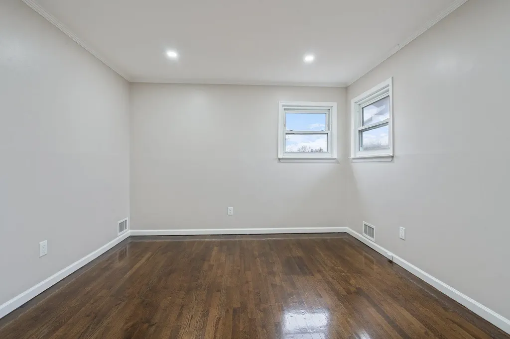 3 Eisenhower Road Centereach NY 11720