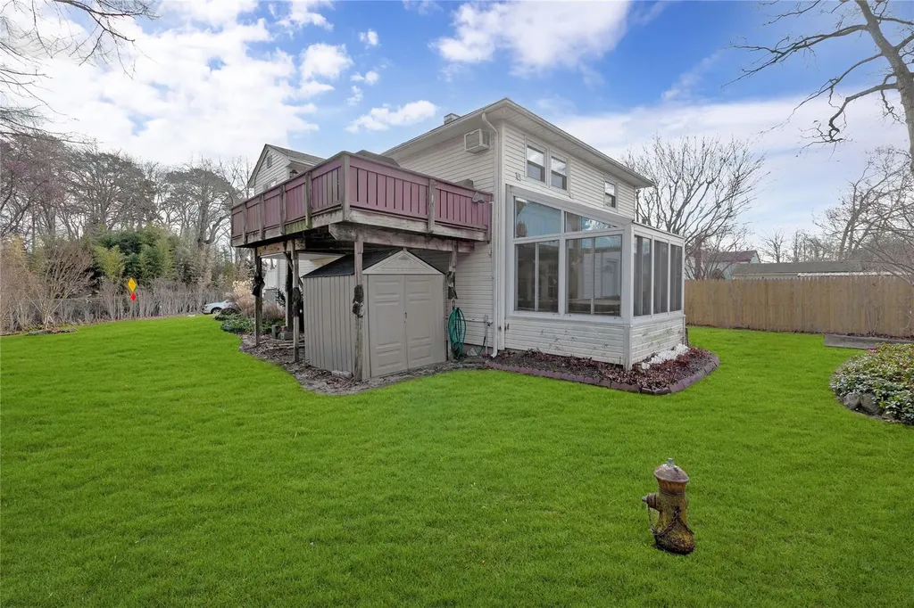 94 Cherokee Avenue West Islip NY 11795