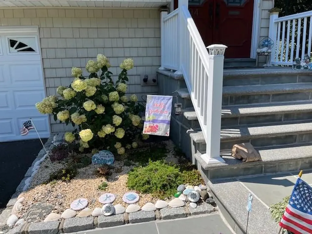 94 Cherokee Avenue West Islip NY 11795