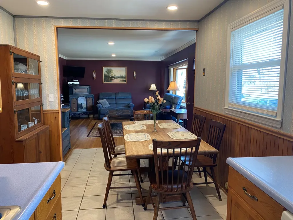 42 Crocus Lane Commack NY 11725