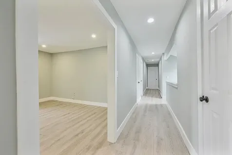 28 Lake Drive Copiague NY 11726