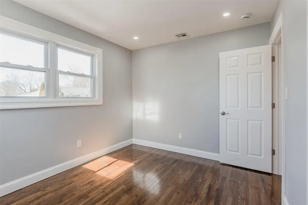 1415 Brooklyn Boulevard Bay Shore NY 11706