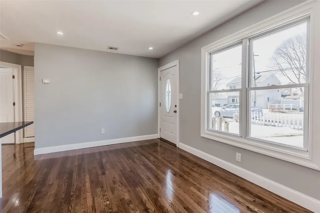 1415 Brooklyn Boulevard Bay Shore NY 11706