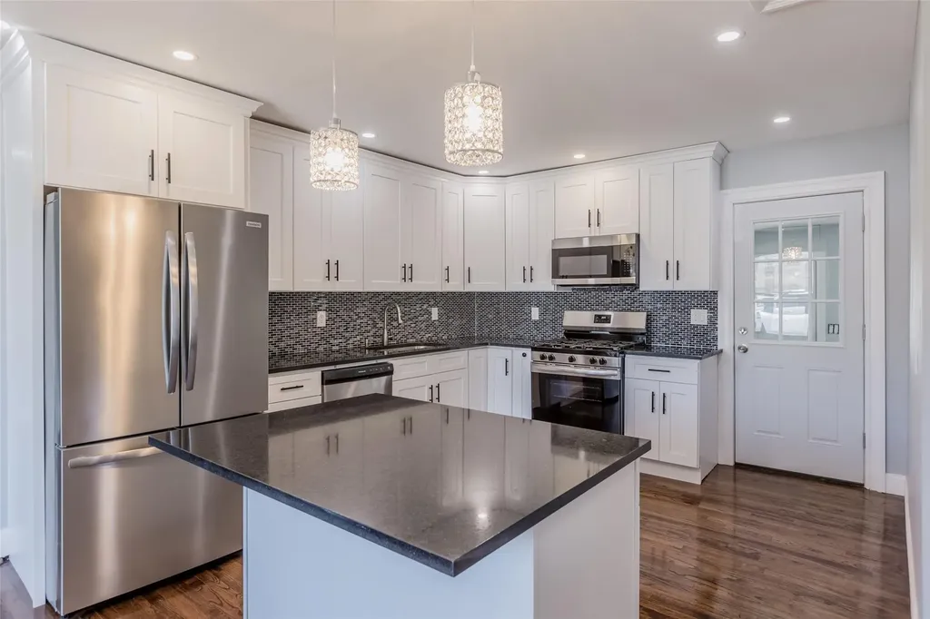 1415 Brooklyn Boulevard Bay Shore NY 11706
