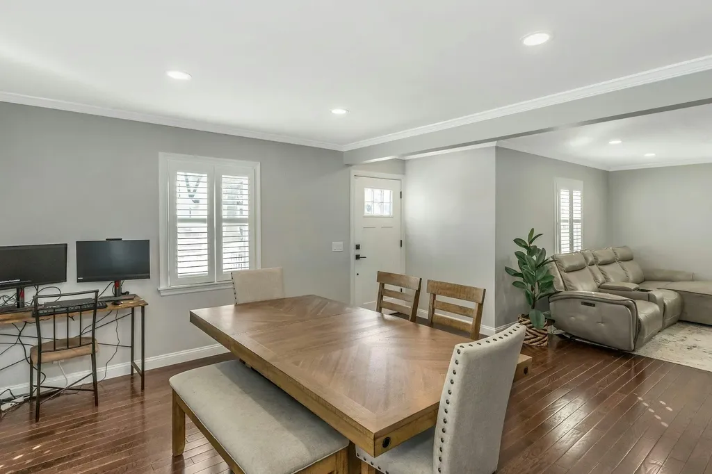 37 Northridge Avenue Merrick NY 11566