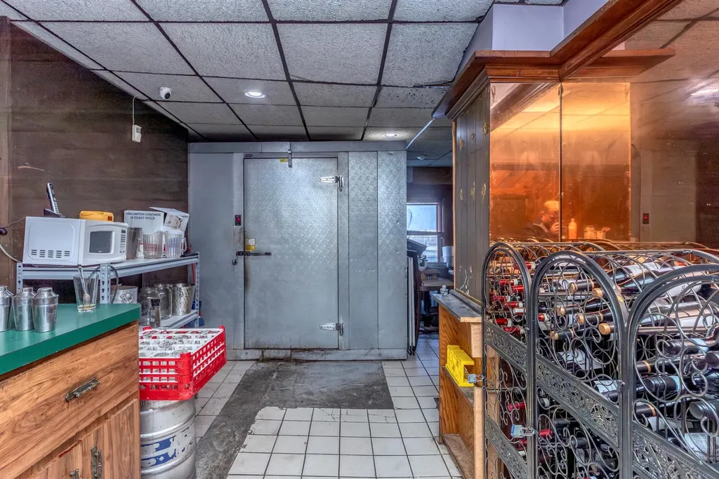 812 Ulster Avenue Kingston NY 12401