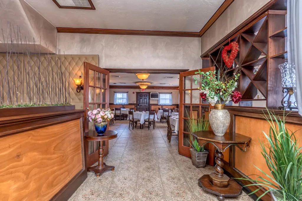 812 Ulster Avenue Kingston NY 12401