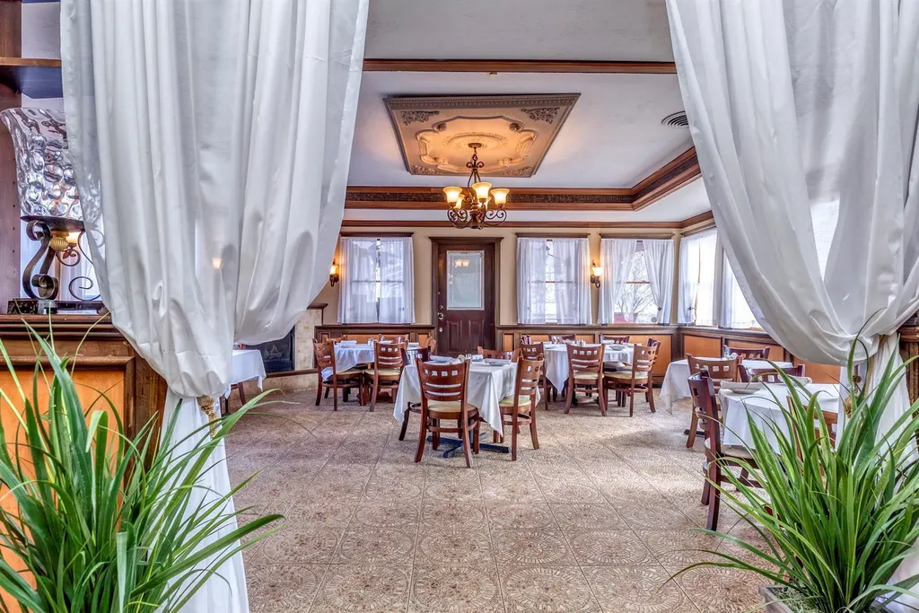 812 Ulster Avenue Kingston NY 12401