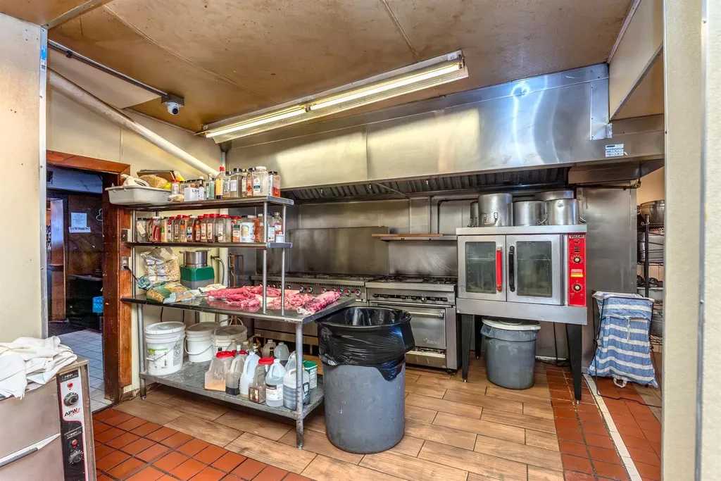 812 Ulster Avenue Kingston NY 12401