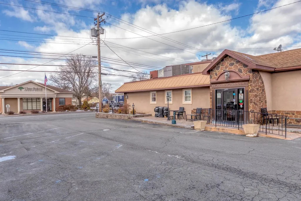 812 Ulster Avenue Kingston NY 12401