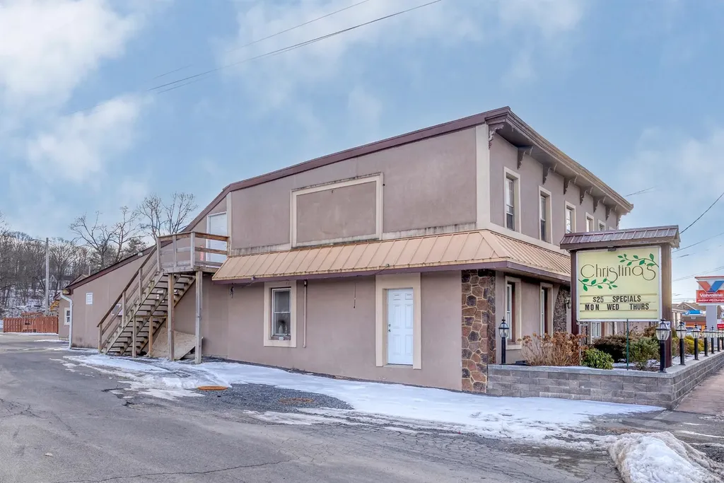 812 Ulster Avenue Kingston NY 12401