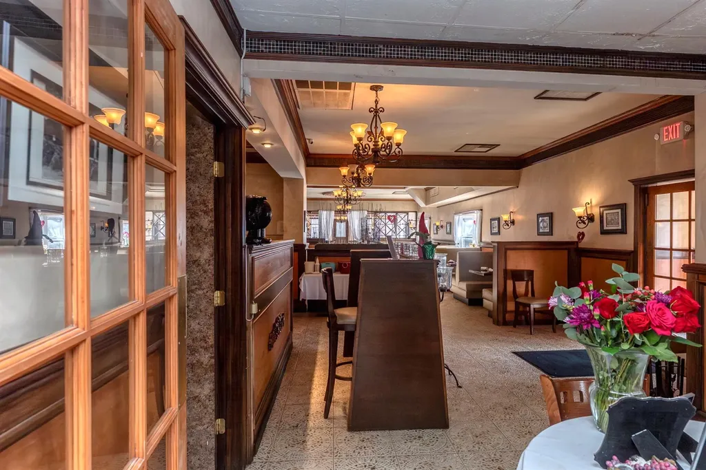 812 Ulster Avenue Kingston NY 12401