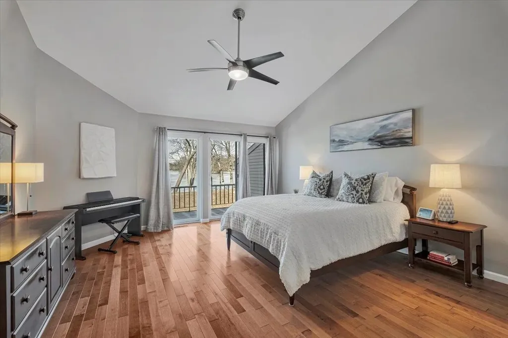 57 Waterside Close Eastchester NY 10709