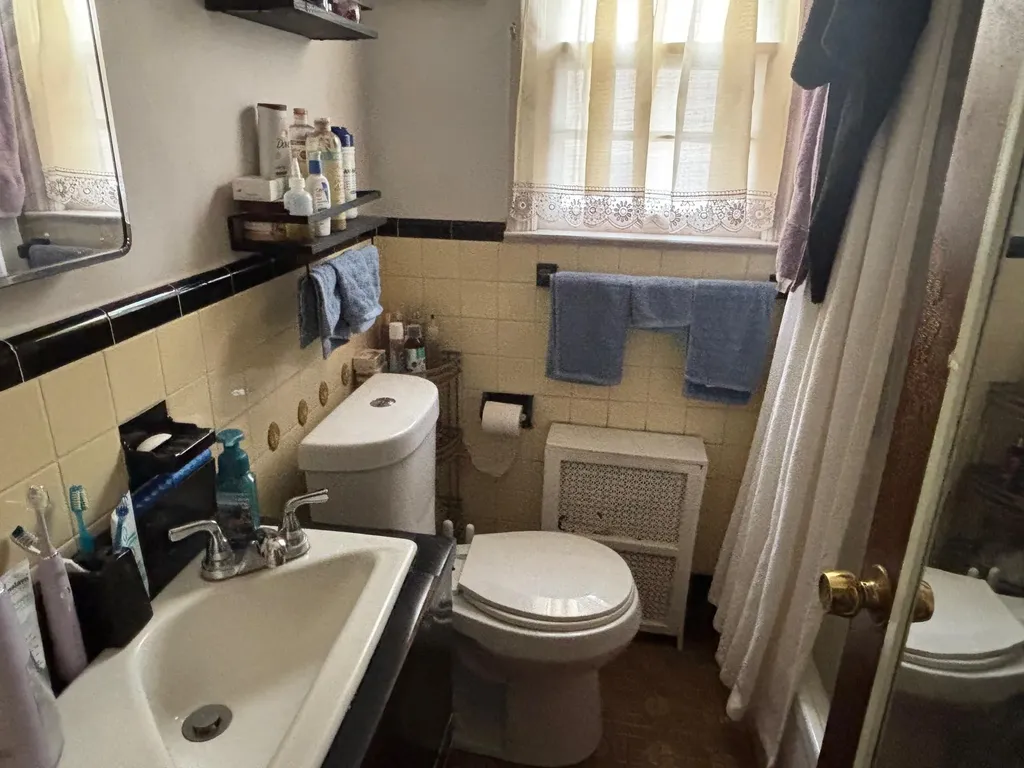1730 Atherton Avenue Elmont NY 11003