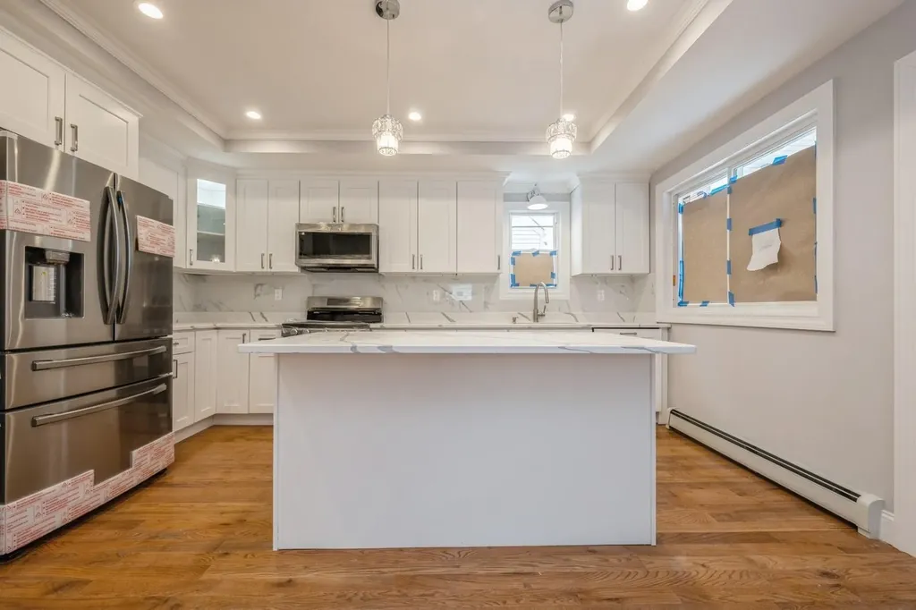 246-59 86th Road Bellerose NY 11426