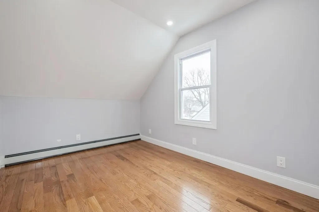 246-59 86th Road Bellerose NY 11426