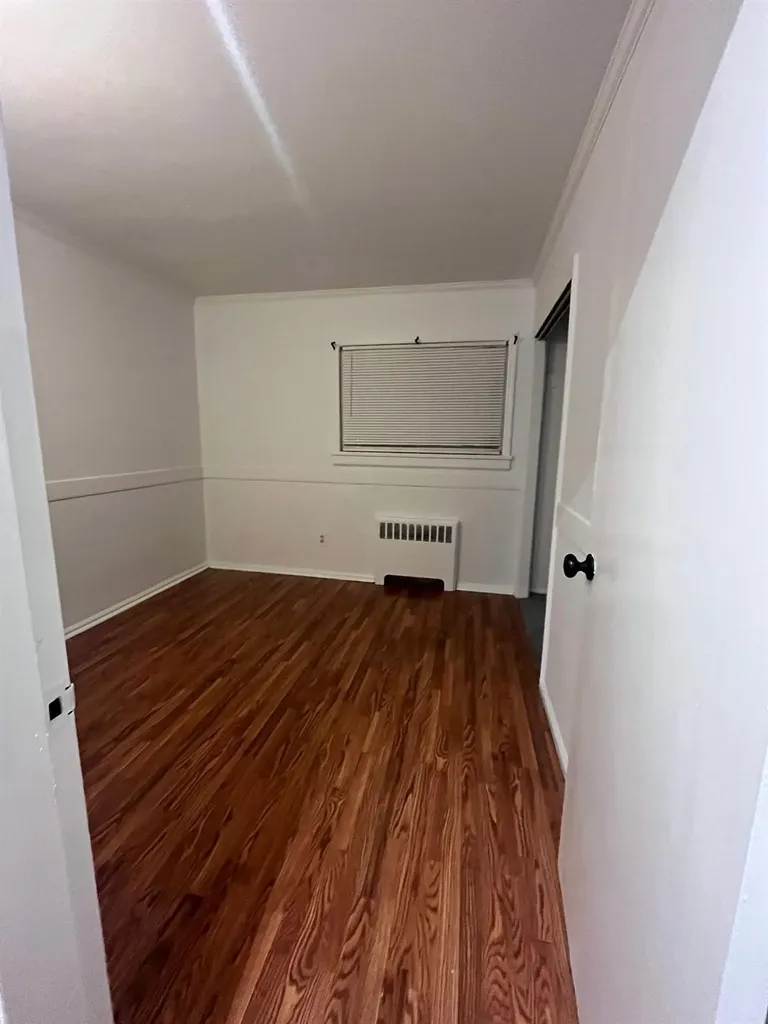 55 Middlecamp Road Westbury NY 11590