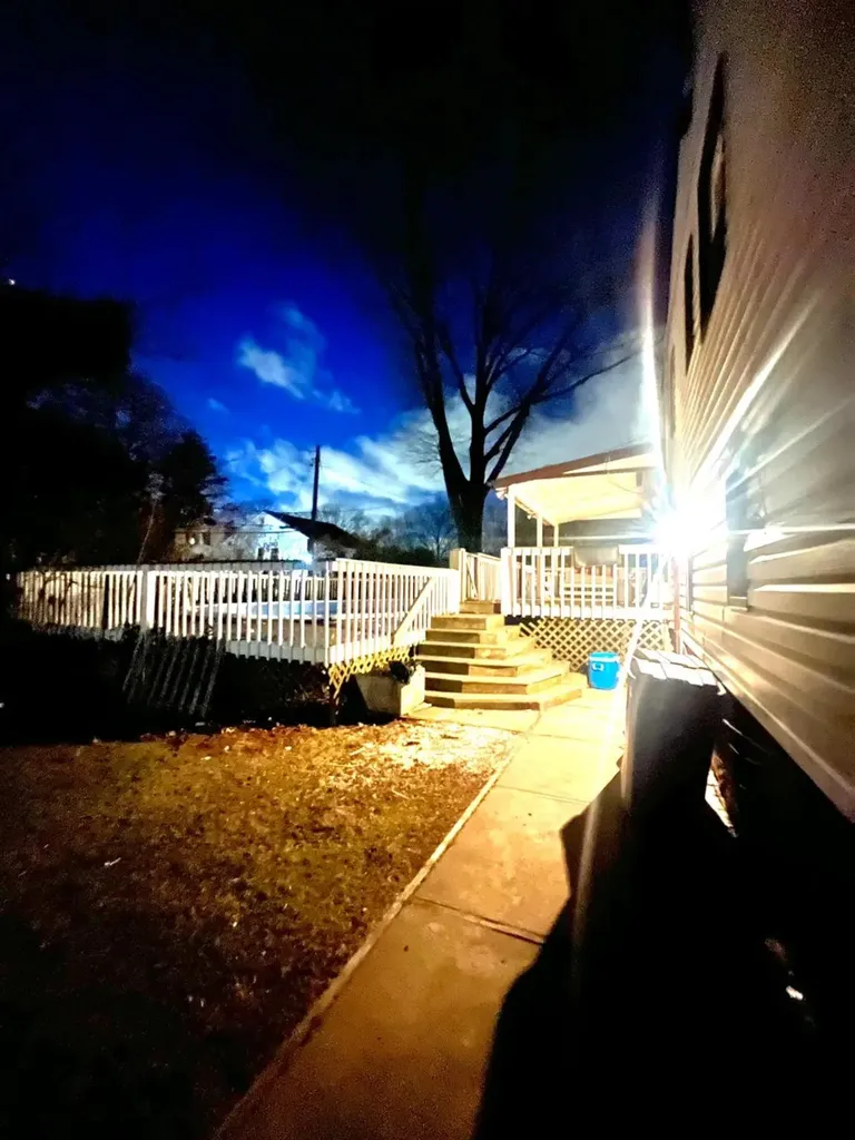 55 Middlecamp Road Westbury NY 11590