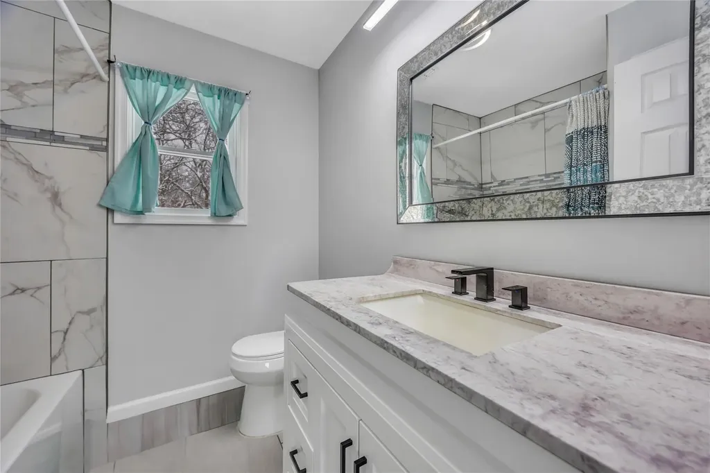 145 Hammond Road Centereach NY 11720