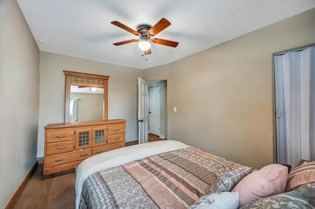 11 Russell Avenue Elmont NY 11003