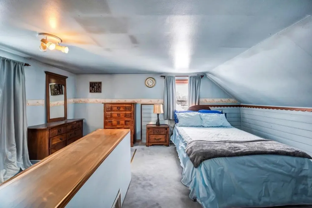 11 Russell Avenue Elmont NY 11003