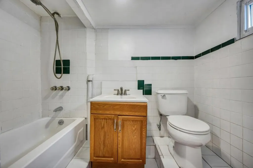 11 Russell Avenue Elmont NY 11003