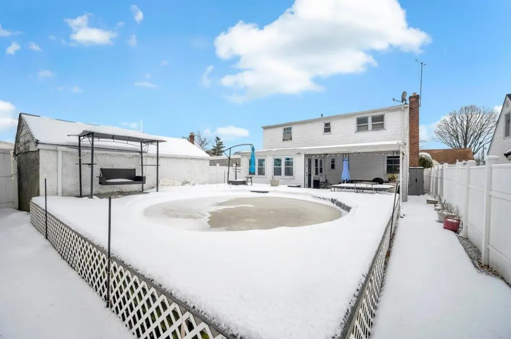 11 Russell Avenue Elmont NY 11003