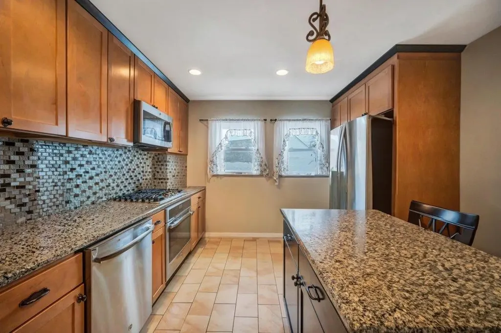 11 Russell Avenue Elmont NY 11003