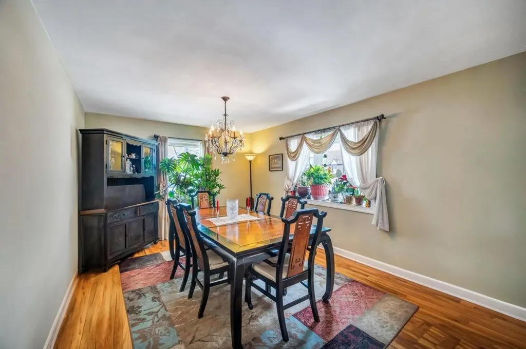 11 Russell Avenue Elmont NY 11003