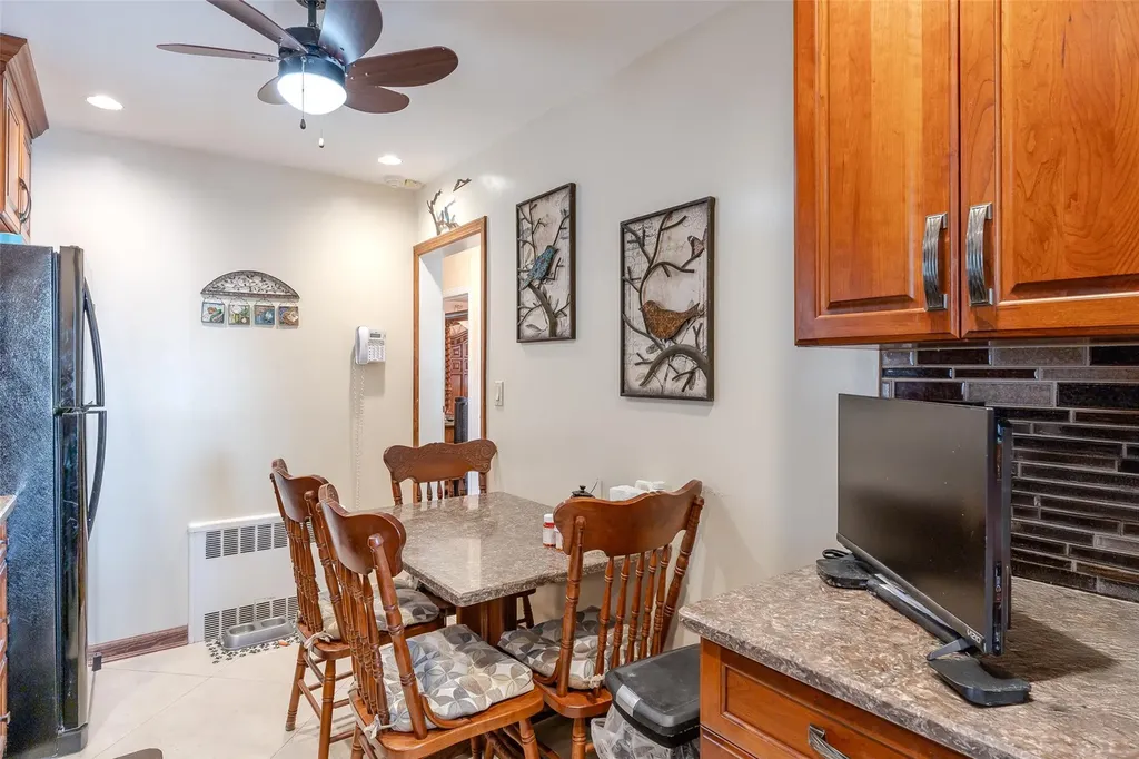 14 Orchard Place Valley Stream NY 11580