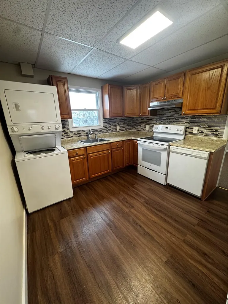 834 5th Street West Babylon NY 11704
