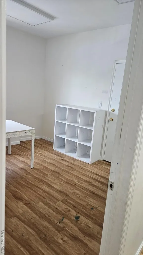 99 Hillside Avenue Williston Park NY 11596
