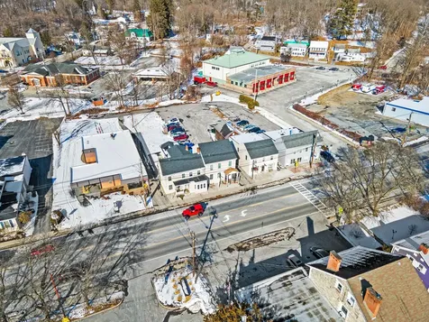 1611 Main Street Pleasant Valley NY 12569