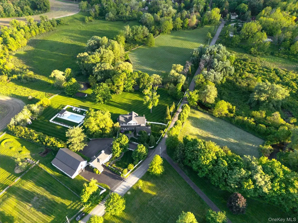 16 State School Road Warwick NY 10990