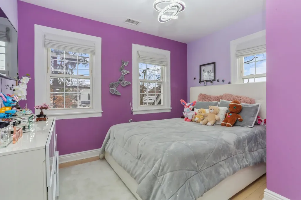 425 Carol Place Pelham NY 10803