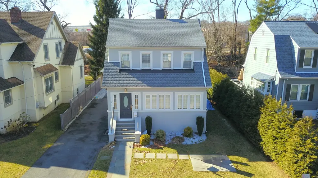 425 Carol Place Pelham NY 10803