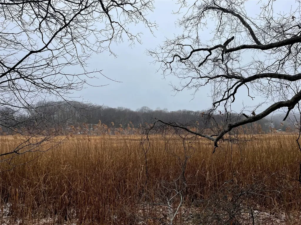 326a Nissequogue River Road Saint James NY 11780