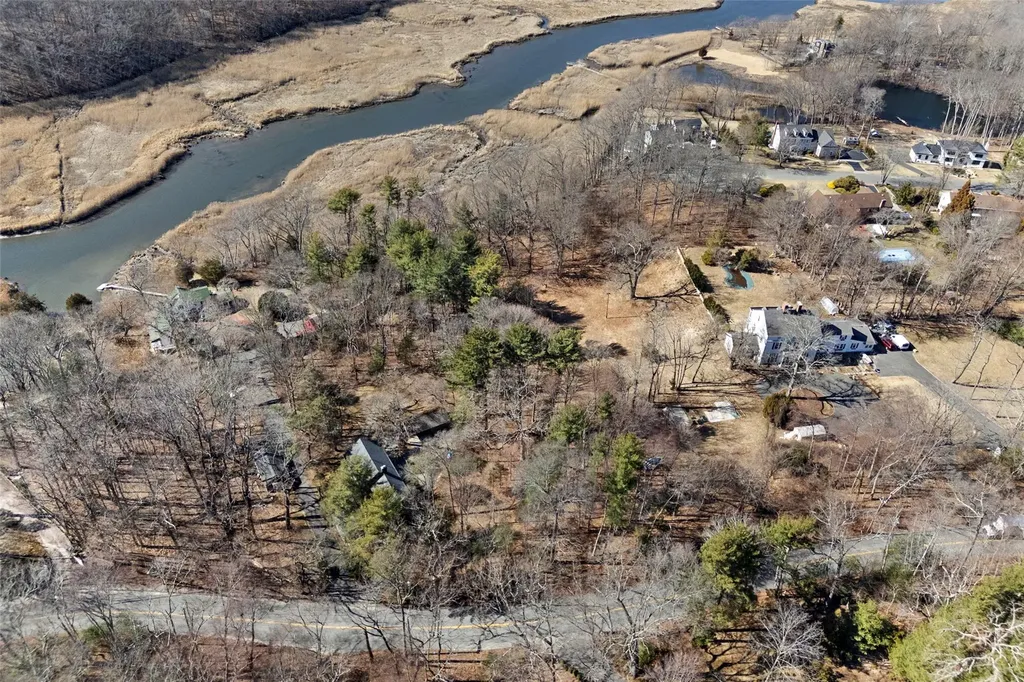 326a Nissequogue River Road Saint James NY 11780