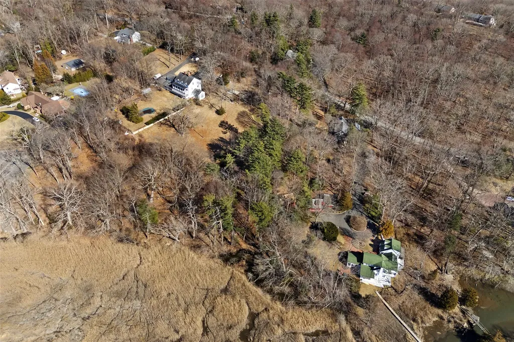 326a Nissequogue River Road Saint James NY 11780