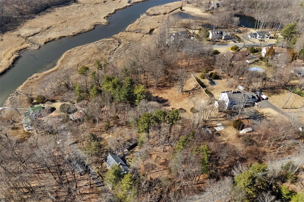 326a Nissequogue River Road Saint James NY 11780