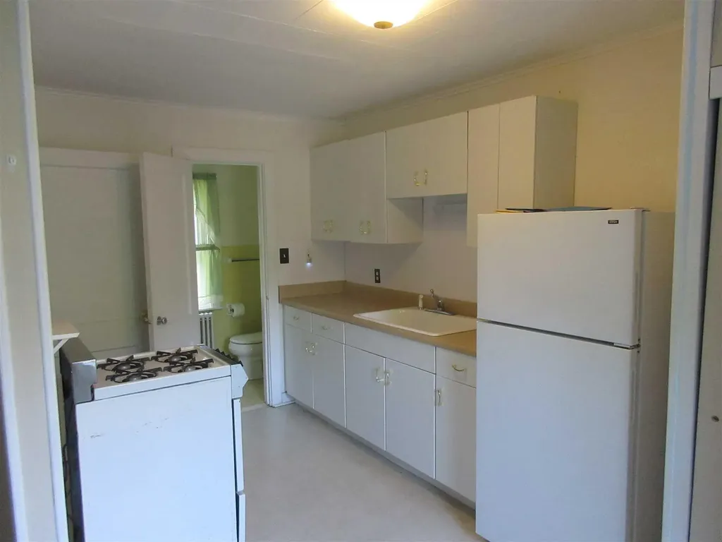 932 Violet Avenue Hyde Park NY 12538
