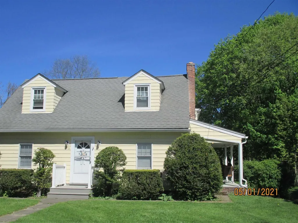 932 Violet Avenue Hyde Park NY 12538