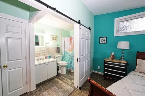 25 Fairlawn Court Shirley NY 11967