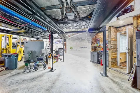 25 Fairlawn Court Shirley NY 11967